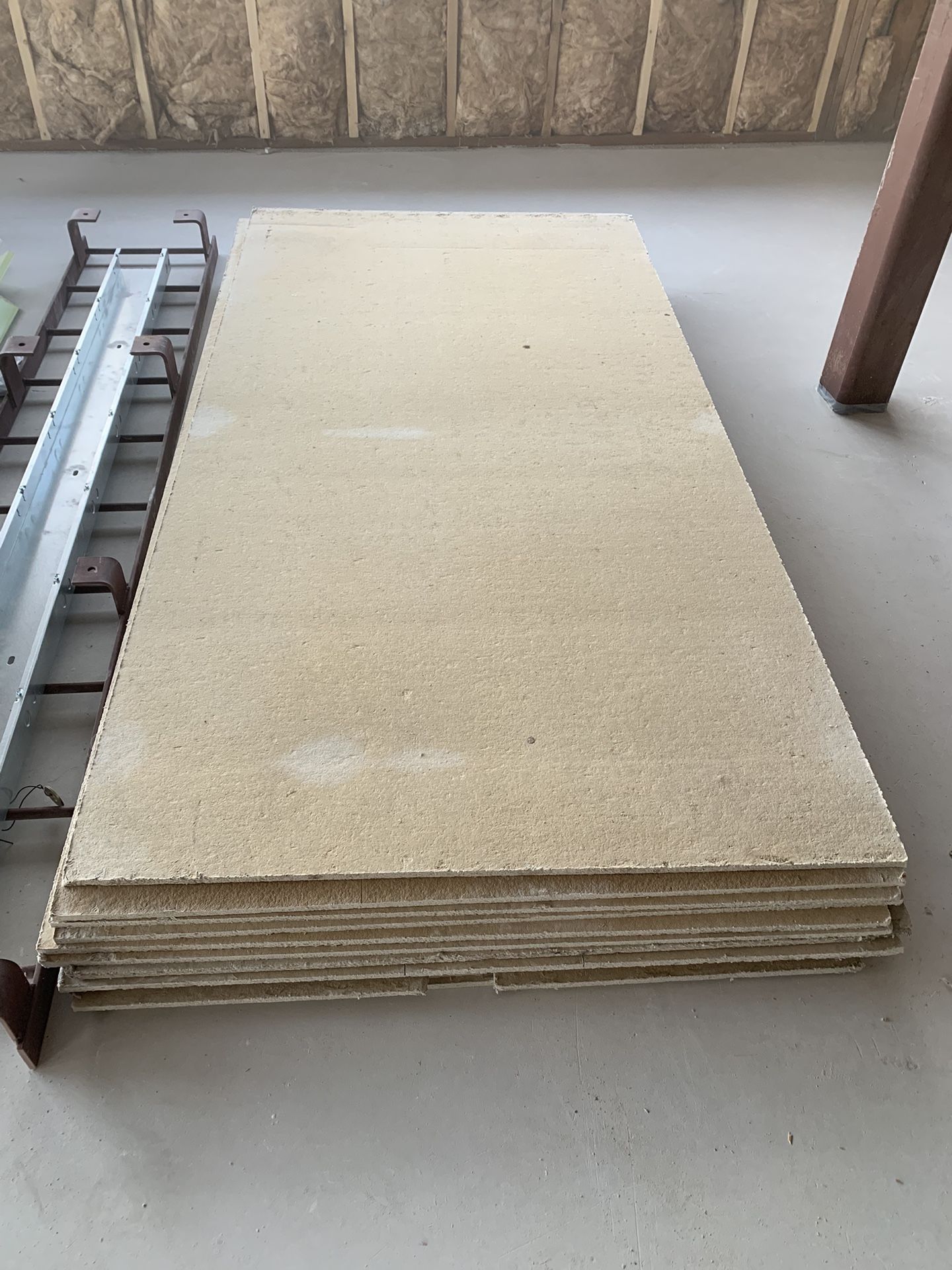 Fiber sound board Homasote 440