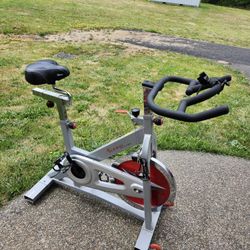 Sunny Health & Fitness Pro Indoor Cycling Exercise Bike