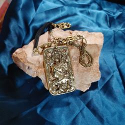 Victorian designed Pendant, Gold tone