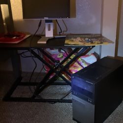 Dell Computer Desktop And Monitor