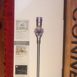 Dyson Vacuum V8