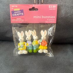 New Easter Mini Bunnies 4 Piece Decorations