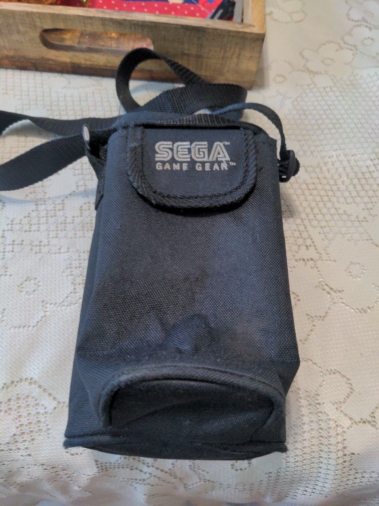 Vintage Sega Game Gear Carrying Case Used.