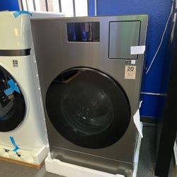Samsung BESPOKE 5.3CU Washer And Dryer 2In1 120V Non-Gas