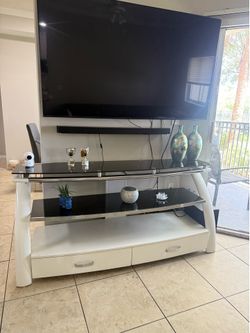 Modern TV stand