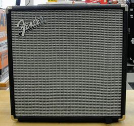 FENDER RUMBLE 40 BASS GUITAR AMPLIFIER