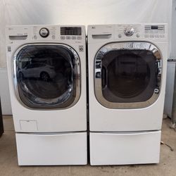 LG Steam Washer And Gas Dryer 