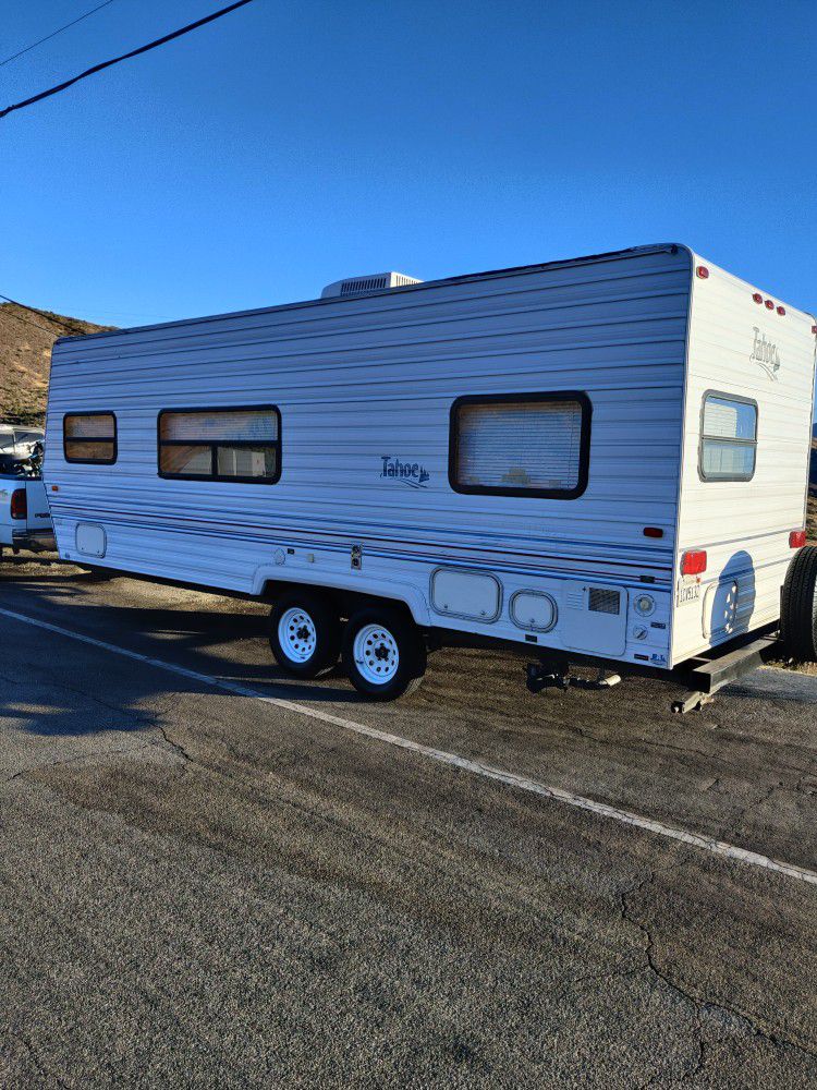 Photo Thor Tahoe Travel Trailer Excellent New Tires Battery With Cover Registration Up To Date Ready To Go Camping