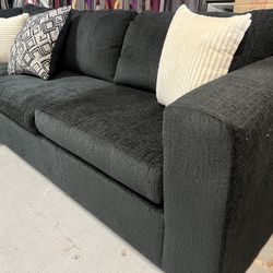 New Sectional Couch Available Black Or Brown 