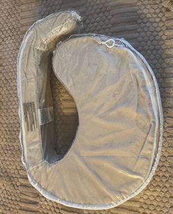 Like New My Brest Friend Breastfeeding Baby Nursing Pillow - Soft Sand