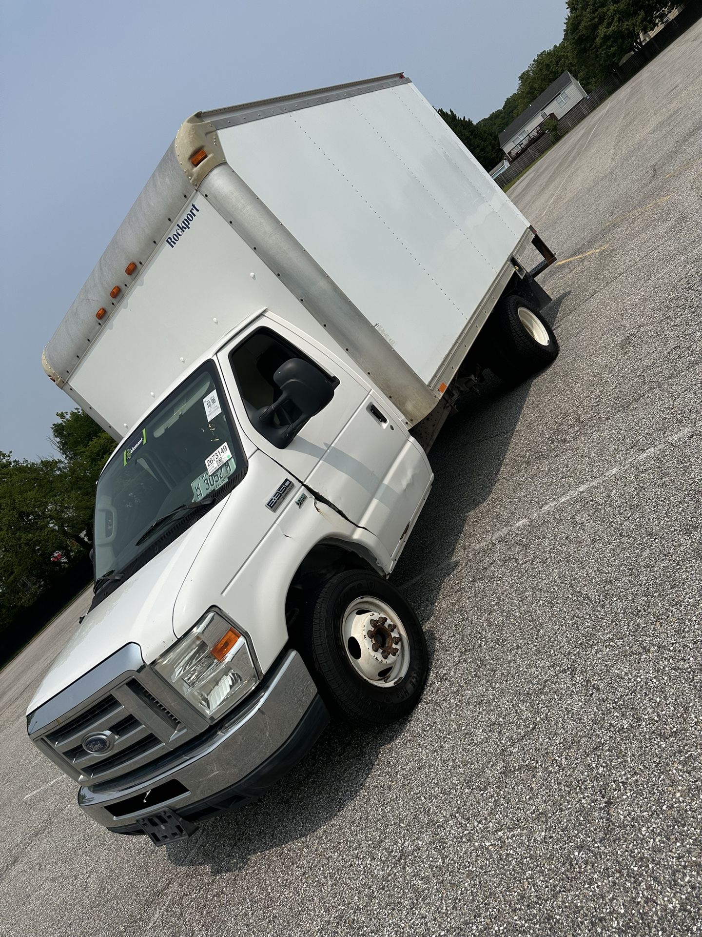 2011 Ford E-350