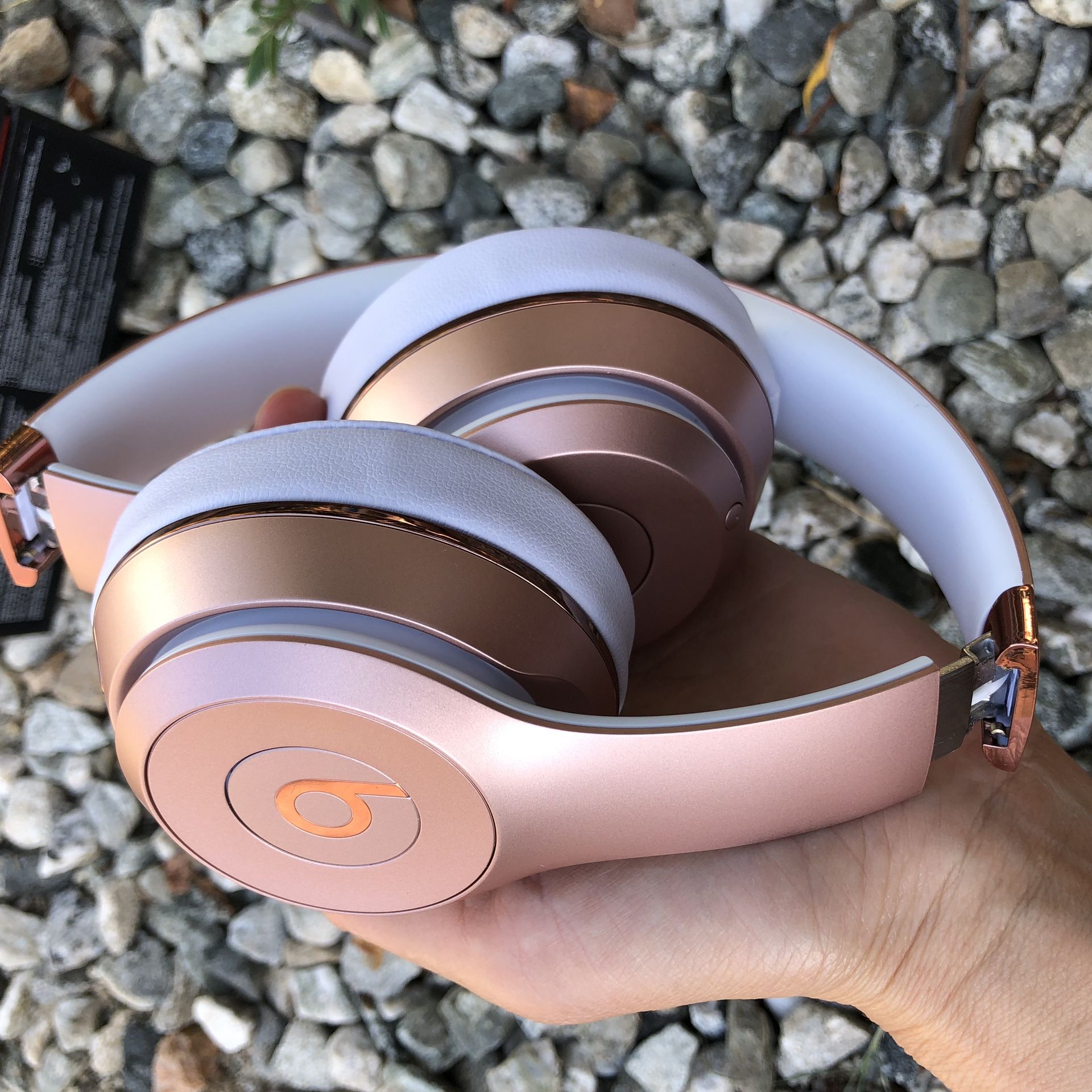 Beats Solo 3 Bluetooth wireless headphones 🎧 Rose gold