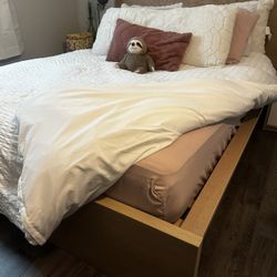 Bed Frame With Mattress And Side Dressers  