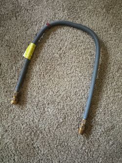 Appliance gas line hook up