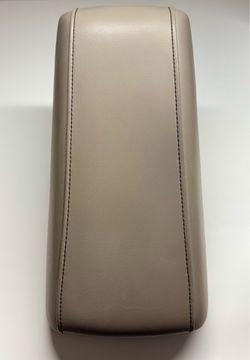 2011-2014 Ford Edge Armrest / Center Console Lid Beige Leather
