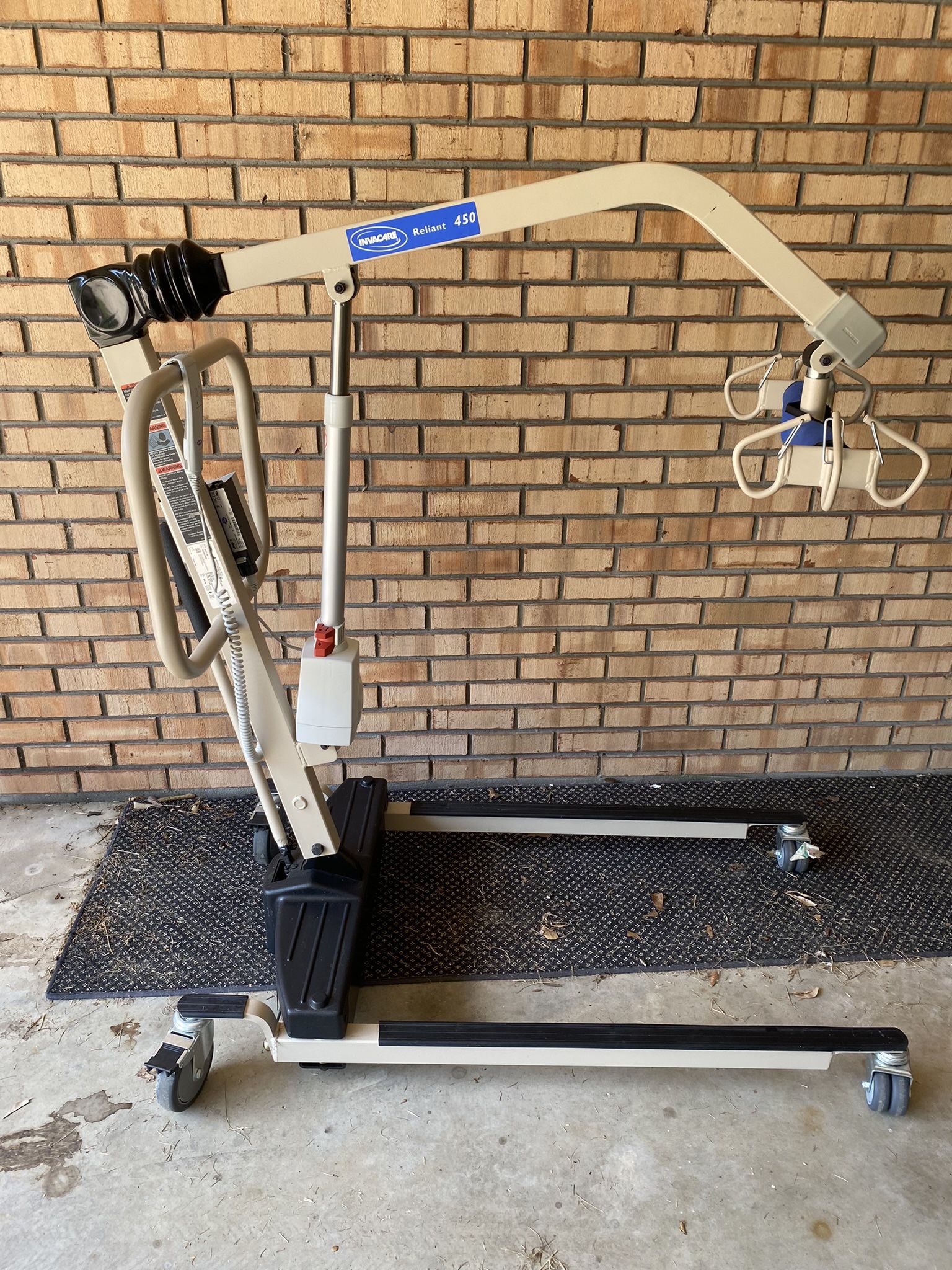 Invacare Reliant Hoyer Lift