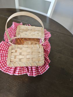 Red Riding Hood basket