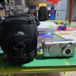 Digital Camera 