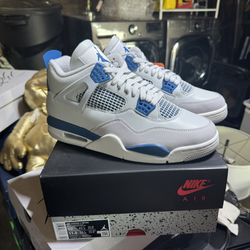 Jordan Retro 4 (Military Blue) , size 10, Brand New
