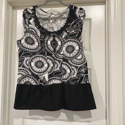 New Sherry Taylor Women’s Top