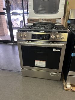 Frigidaire Stainless Steel Gas Range 