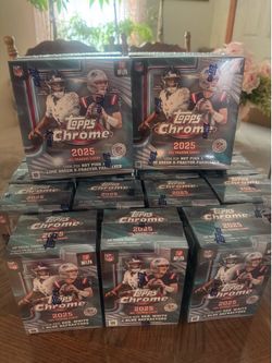 2025 TOPPS CHROME FOOTBALL