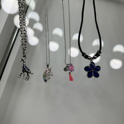 Little Girl Necklace’s