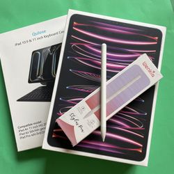 Apple iPad Pro 11” 4th generation (M2 Chip) 128GB with box, keyboard and pencil 