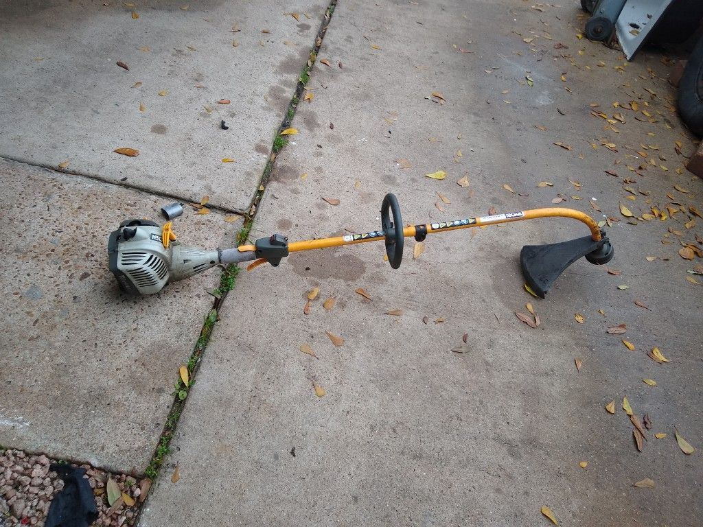 Ryobi cs26 weed eater for Sale in Pasadena, TX OfferUp