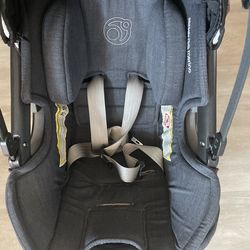 Orbit Baby G5 Carseat