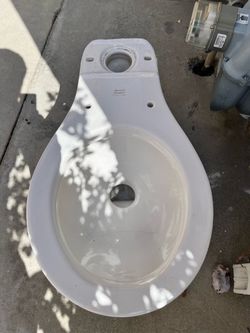 Free American standard small toilet
