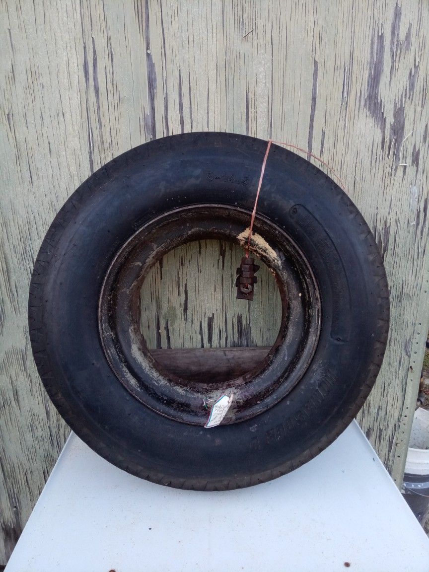 For Sale In Gresham S.C. Mobile Home Trailer Tire & Rim & Lug Nuts