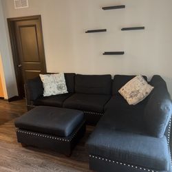 Black Sectional Couch 
