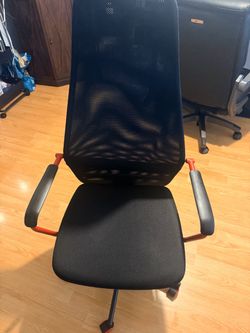 Desk chair