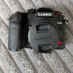Lumix GH6 