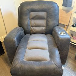 Nice Recliner