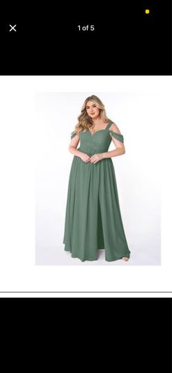 Plus size formal dress