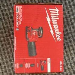 Milwaukee M18 Orbital 1/4 Sheet Sander