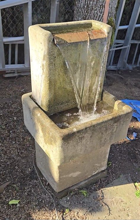 Cast Concrete Fall Or Spill Fountain
