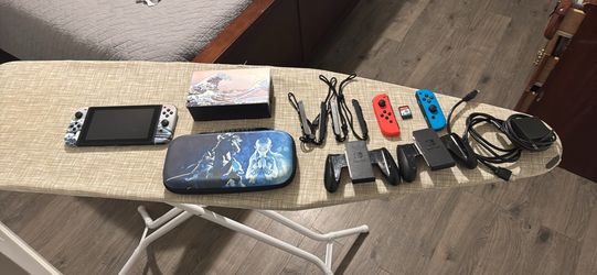 Complete Original Nintendo Switch Set + Add ons
