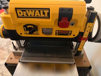 Dewalt Planer DW735 with stand and infeed /outfeed tables