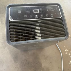 Hisense Dehumidifier 