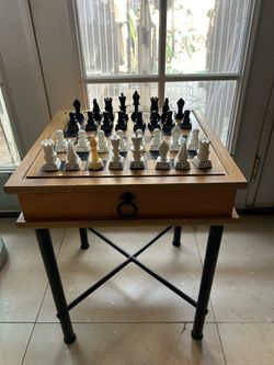 CRANFORD COLLECTION 3-IN-1 WOOD GAME TABLE CHESS CHECKERS BACKGAMMON