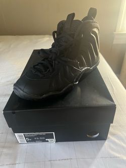 Size 5Y, 6.5W Nike Air Foamposite One Anthracite