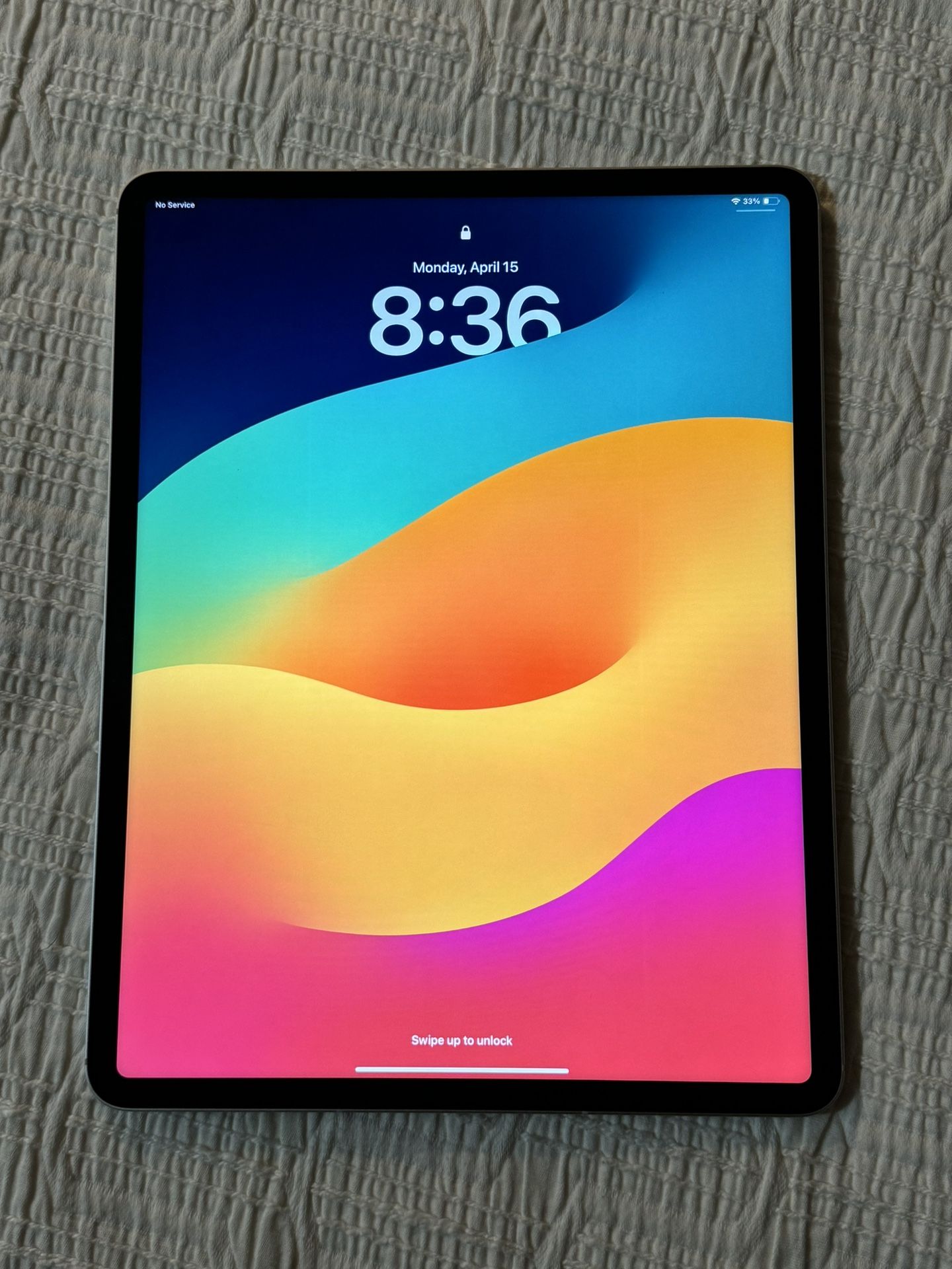 iPad Pro 12.9” 1TB (Gen 5) LTE version