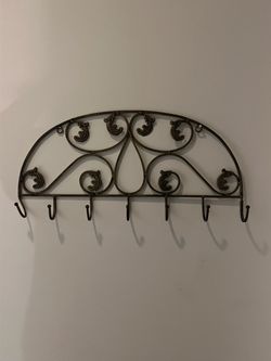 Decorative Wrought Iron Wall Hook Rack