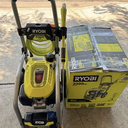 RYOBI 3300 PSI 2.5 GPM Cold Water Gas Pressure Washer with Honda GCV200 Engine