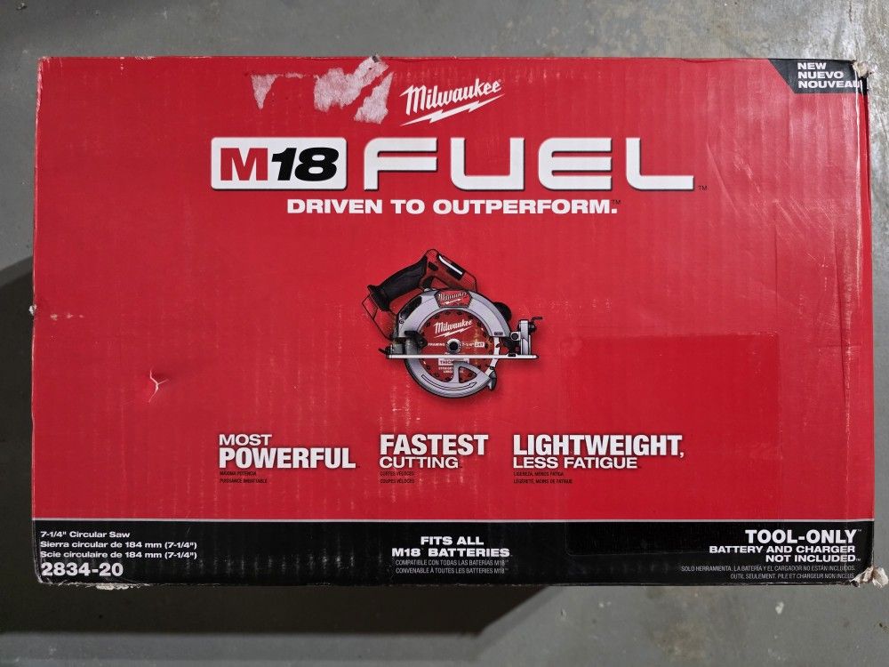 Milwaukee M18 Fuel Circular Saw 7¼