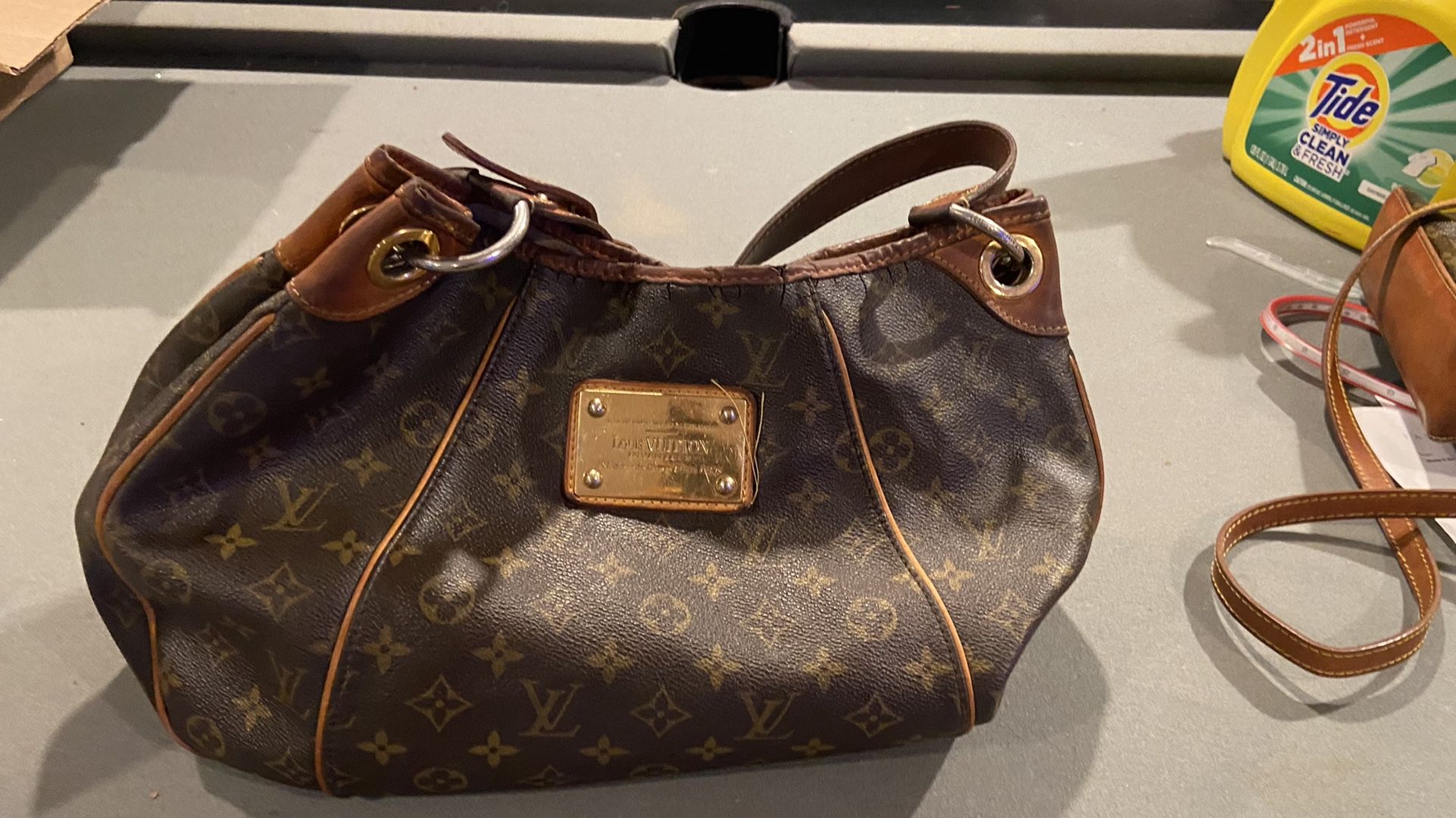 Louis Vuitton Authentic Galleria Bag