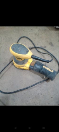 DeWalt orbital sander